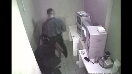 Cámara oculta fotografiada sexo en el lugar de trabajo