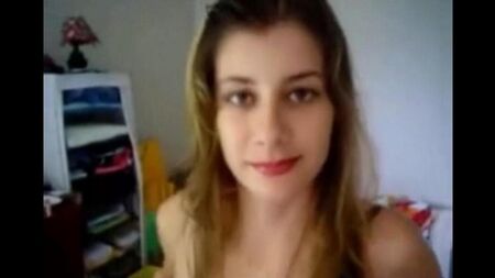 Mentiras, y los hombres encajan y follan en la boca