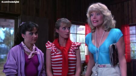 Misty Rowe, Kim Richards, Tammy Taylor - Meatballs II (1984) HD 1080p Blu-ray ¿Desnudos? ¡Sexy! Ver online
