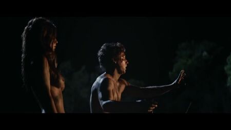 Charlotte Best desnuda – Skinford (2017) HD 1080p Ver en línea / Charlotte Best – Skinford