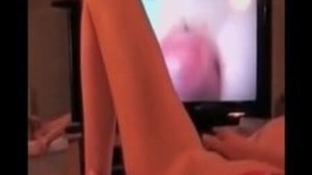 Masturbarse viendo porno
