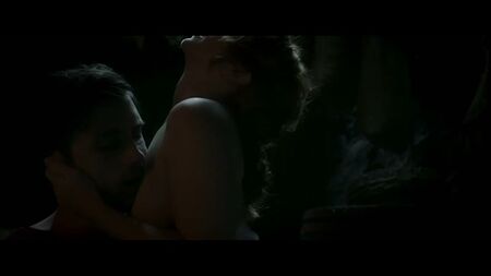 Vica Kerekes Nude - Apro mesek (2019) HD 1080p Ver en línea