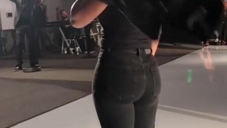 ¡¡¡¡El increíble espectáculo del trasero de la morena Meagan Good!!!!!