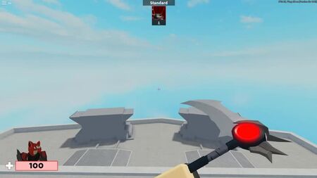 Panda rojo haciendo el gesto de «Thriller» en Roblox Arsenal (720 x 1280).mp4