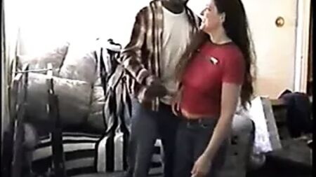 Entrenamiento de la esposa con un hombre negro, parte 1: muy caliente