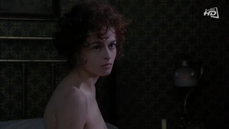 Helena Bonham Carter desnuda - Helena Bonham Carter desnuda - Las alas de la paloma (1997)