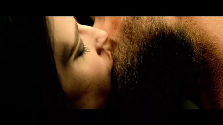 Eva Green - 300: El origen de un imperio - Pechos, pezones, primer plano