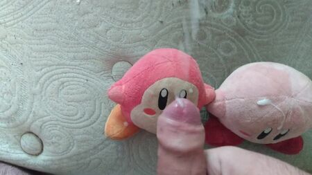 Corrida sobre los peluches de Kirby y Waddle Dee
