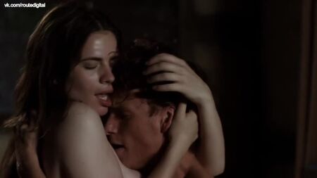 Hayley Atwell, Natalia Wörner (Worner) desnudas - «Los pilares de la Tierra» (2010), temporada 1, HD 720. Ver online