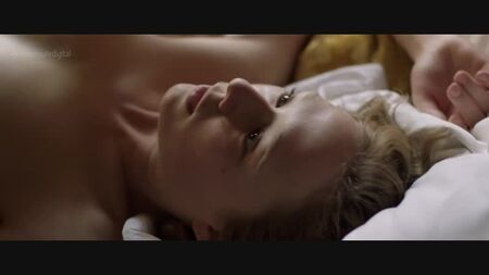 Alba August Nude - Ser Astrid (2018) HD 1080p Ver en línea / Alba August - Ser Astrid Lindgren