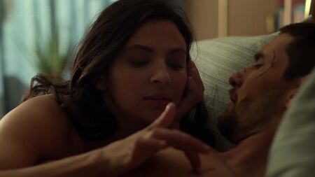 Amber Rose Revah, Floriana Lima desnudas – The Punisher, temporada 2, episodio 8 (2019) HD 1080p Ver / Amber Rose Revah, Floriana Lima – The Punisher