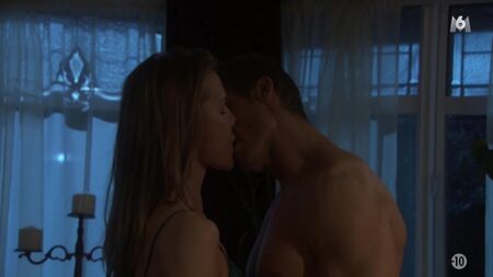 Josie Davis desnuda - Seduced By Lies (2010) HD 720p Ver online / Josie Davis - Seducida por la mentira
