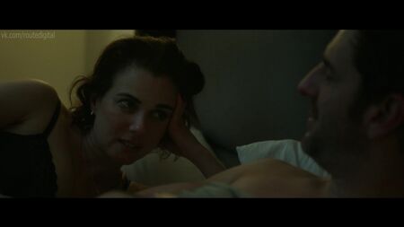 Mia Kirshner - Never Happened (2015) HD 1080p ¿Desnuda? ¡Qué morbo! Ver online