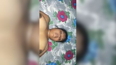 Audio de una mujer regordeta follando con Tamil Kama Devathai