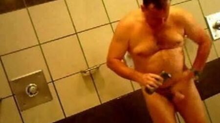 ¡¡¡Espía en una ducha pública!!!