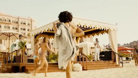 Nathalie Emmanuel con un bikini muy sexy