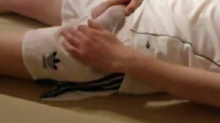 Córrete en mis pantalones cortos de Adidas