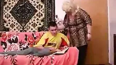 La vieja madre y NO su hijastro