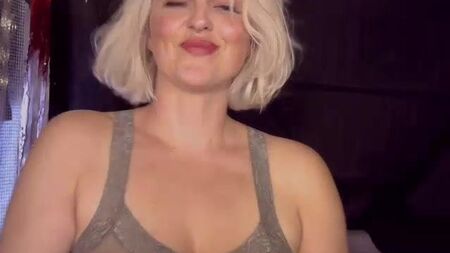 «Beautiful Mature 13» (sin desnudos ni contenido sexual)