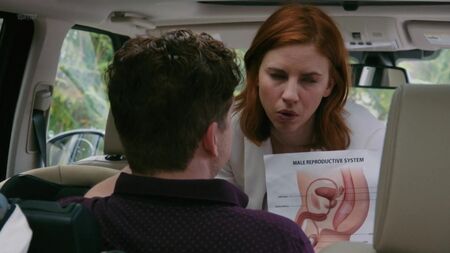 Dani Kind (sin título) - Workin' Moms, temporada 2, episodio 1 (EE. UU., 2018) 1080p WEB