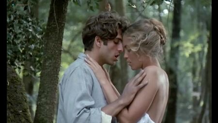 Greta Scacchi, Désirée Nosbusch desnudas - Good Morning, Babylon (Italia, 1987) Ver en línea