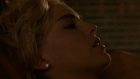 Sharon Stone - Instinto básico (1992)
