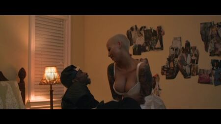 Amber Rose Sexy - Sister Code (2015) Ver en línea