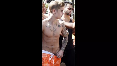 Recopilación gay de famosos del «Cum Challenge» de Justin Bieber (NUEVO)