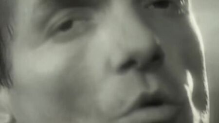 Falco - Naked Uncensored 1996 (Vídeo musical oficial)