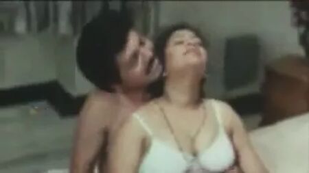 La tía guapa de Mallu, pillada