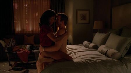 Merrin Dungey desnuda - Hung, temporada 2, episodio 6 (2010)