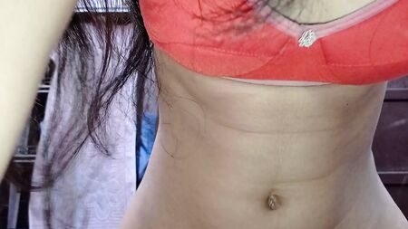 Me follé a mi novia y se le salió la orina, en Full HD con audio en hindi nítido, vídeo porno desi, porno indio
