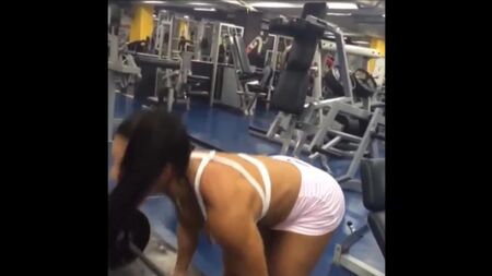 SUELEN BISSOLATI - Atleta de bienestar: los mejores ejercicios para fortalecer los cuádriceps y los isquiotibiales | Brazilian Girls braziliangirls