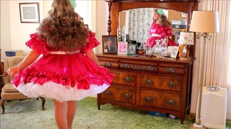 Vestido corto con volantes
