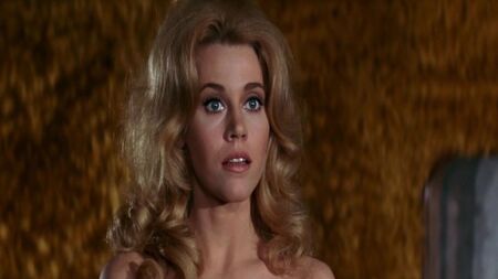 Jane Fonda desnuda - Barbarella (1968) Ver online / Jane Fonda - Barbarella
