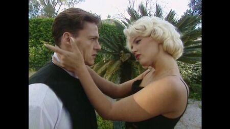 Escena 1: Dru Berrymore