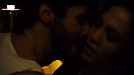 Jennifer López - Escena de sexo de «Bordertown» (2006)