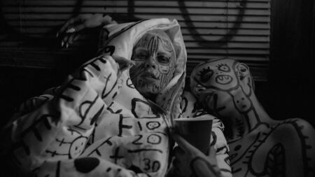 DIE ANTWOORD – FAT FADED FUCK FACE (Vídeo oficial)