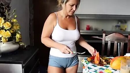 Esposa madura y sexy 2