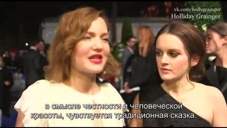 Entrevista a Holliday Grainger y Sophie McShera en el estreno londinense de «Cenicienta» (subtítulos en ruso)