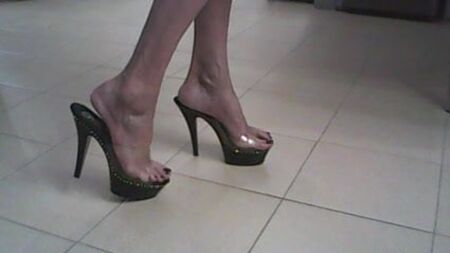 Mules transparentes de Shynthiah Heels