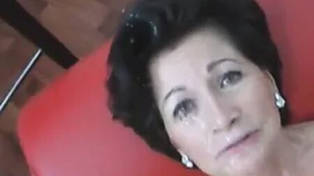 ¿Cómo estás, abuelita?