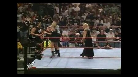[#My1] WWF Unforgiven: In Your House 1998 - Luna Vachon contra Sable (Combate de vestidos de noche)