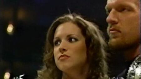 Stephanie McMahon, Triple H, The Rock, Shane McMahon y Big Show - Raw is War, 28 de febrero de 2000