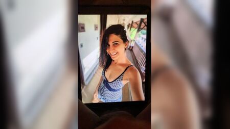 La sexy Aahana Kumra gimiendo: homenaje n.º 1