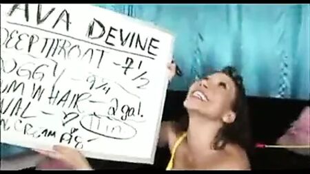 AVA SE CONVIERTE EN WINS BIG FAKE DICK