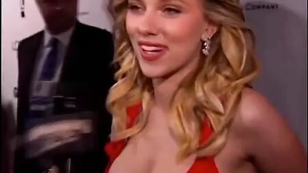 Scarlett Johansson: momentos sensuales 2