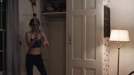 Emma Roberts - El mundo de los adultos (2013)