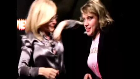 Nina Hartley y Kate McKinnon