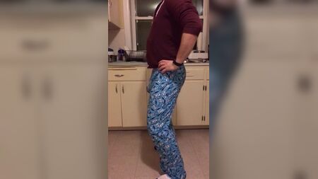 Acción con el bulto del papá heterosexual